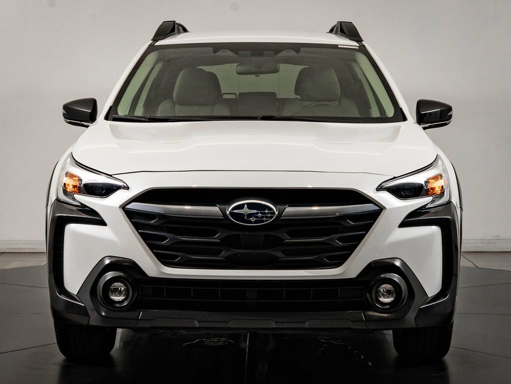 Used 2023 Subaru Outback Premium AWD/4WD image 2