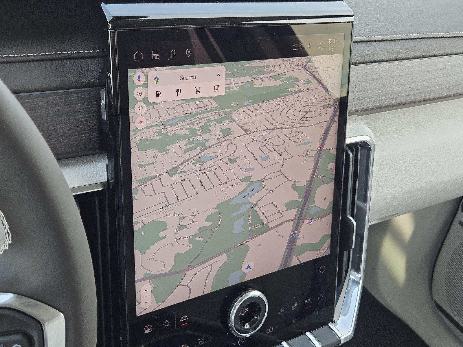 New 2027 GMC Acadia Denali FWD image 12