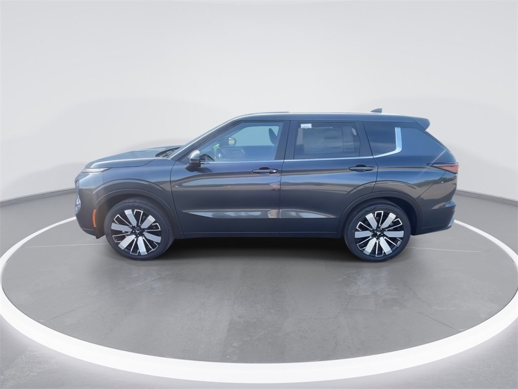 New 2025 Mitsubishi Outlander SE image 5