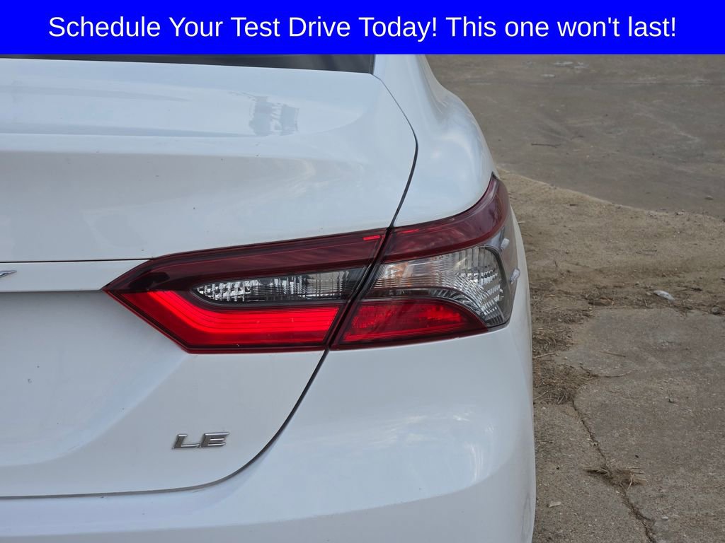 Used 2021 Toyota Camry LE w/ Carpet Mat Package (TMS) image 6