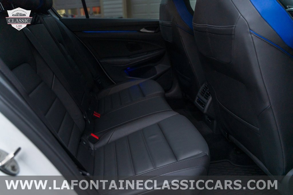 Used 2022 Volkswagen Golf R image 77
