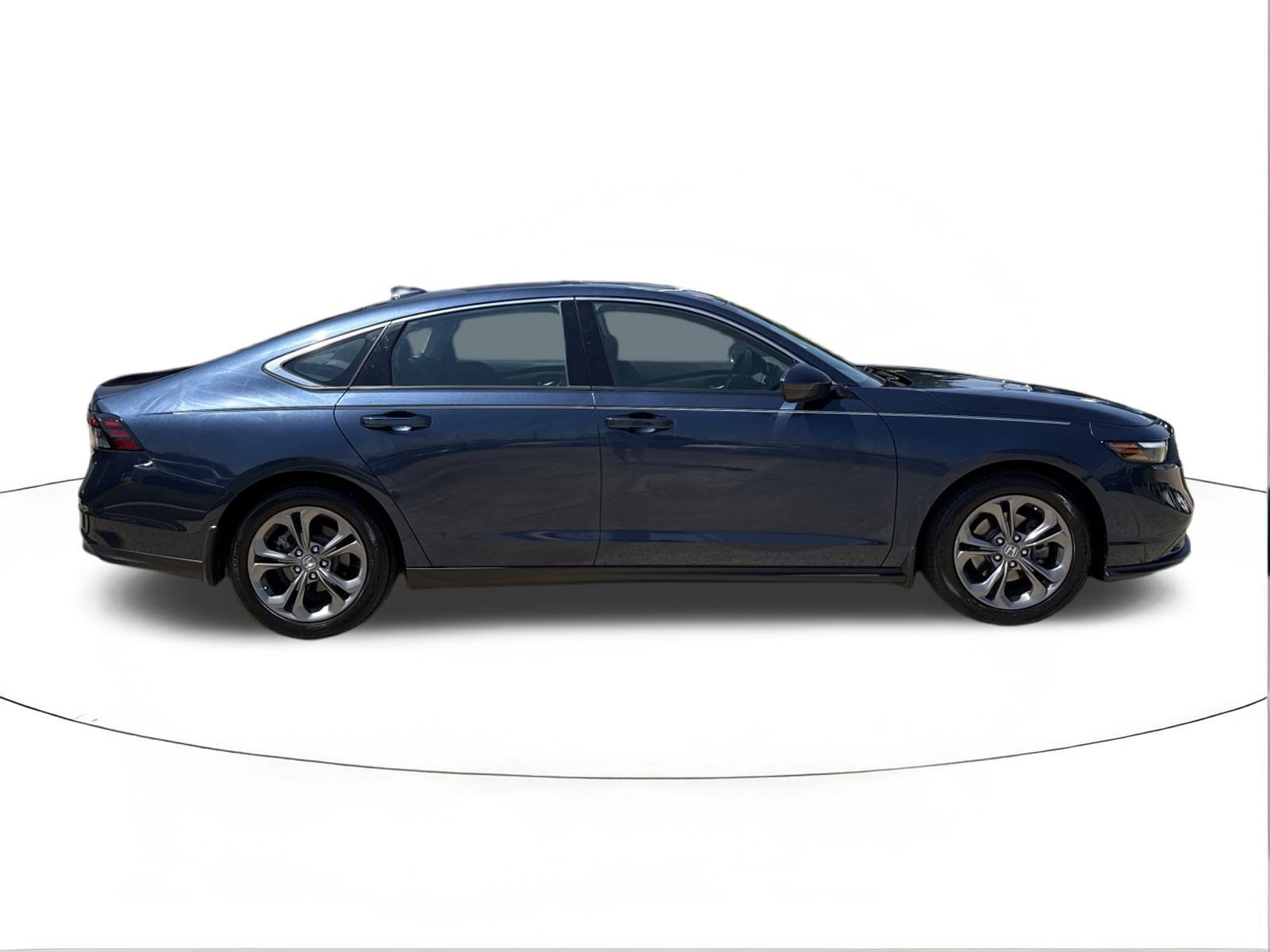 Used 2024 Honda Accord EX image 2