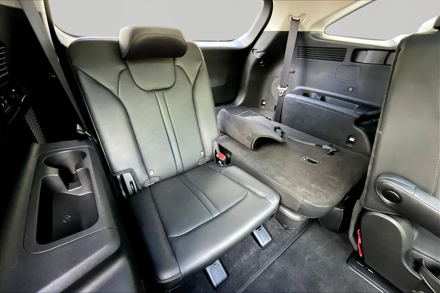 Used 2024 Kia Sorento EX w/ Panoramic Sunroof Package FWD image 26
