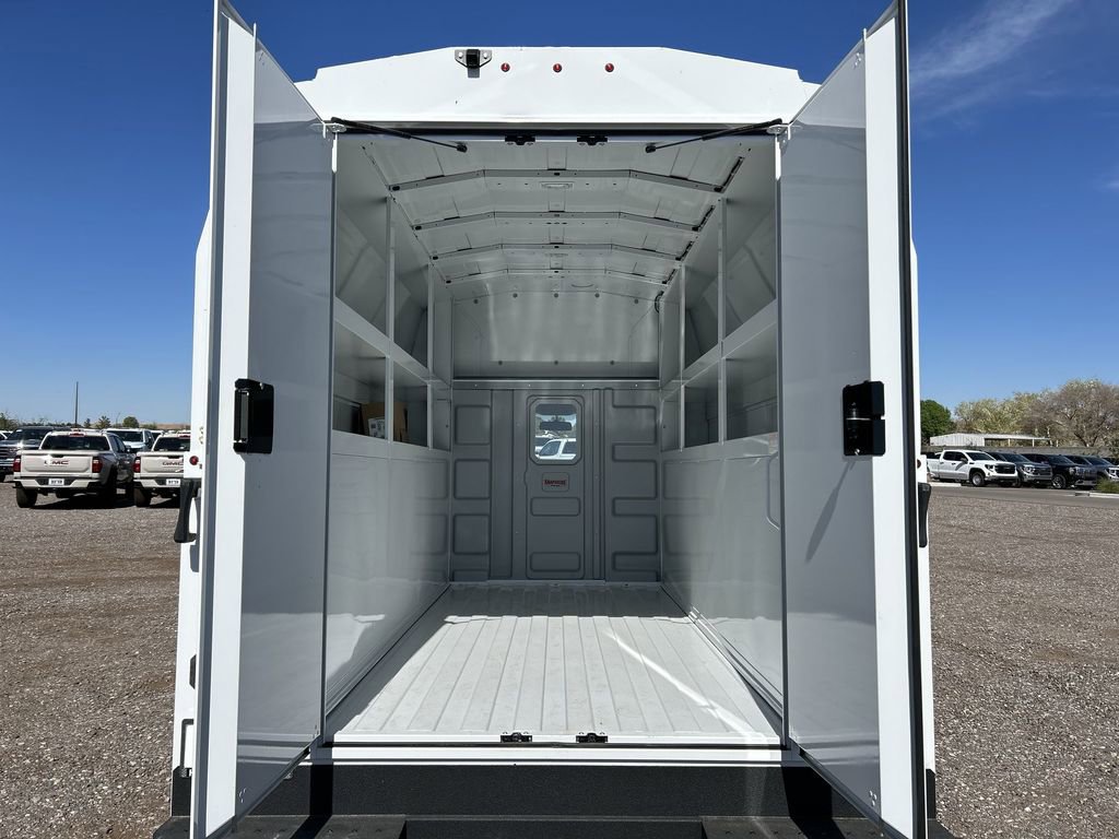 New 2025 GMC Savana 3500 Work Van w/ Power Convenience Package image 25