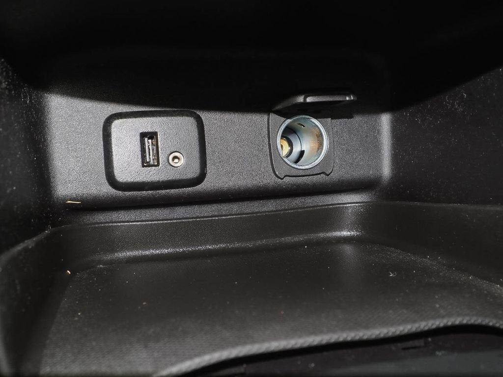 Certified 2018 Chevrolet Equinox LT FWD image 14