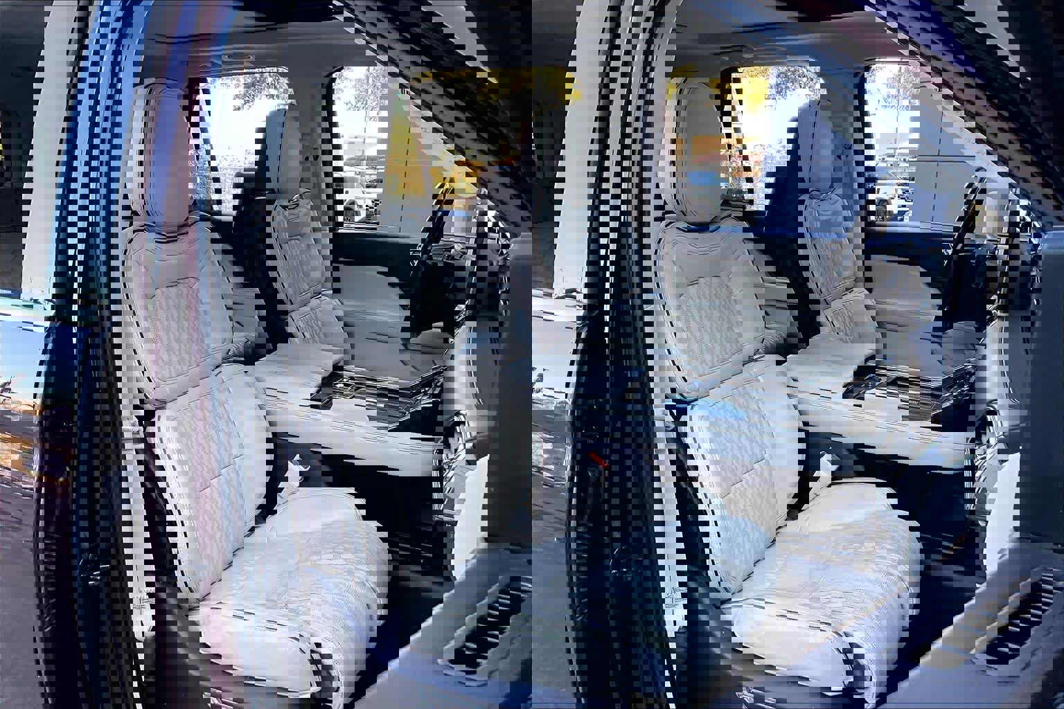 Used 2019 Lincoln Navigator L Black Label w/ Cargo Package image 8