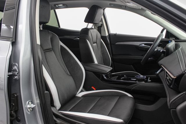 Used 2025 Buick Envision Sport Touring AWD/4WD image 25