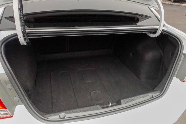 Used 2015 Chevrolet Cruze LT w/ Technology Package image 24