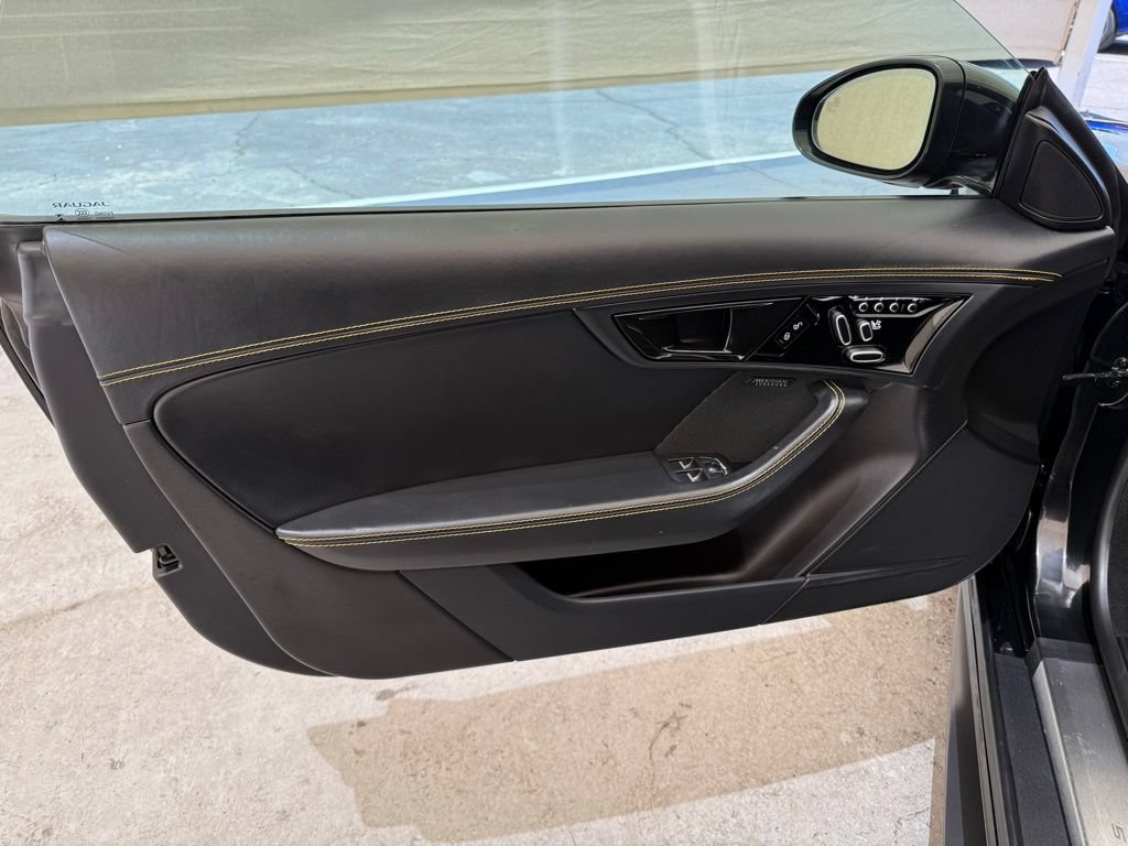 Used 2018 Jaguar F-TYPE 400 Sport RWD image 23
