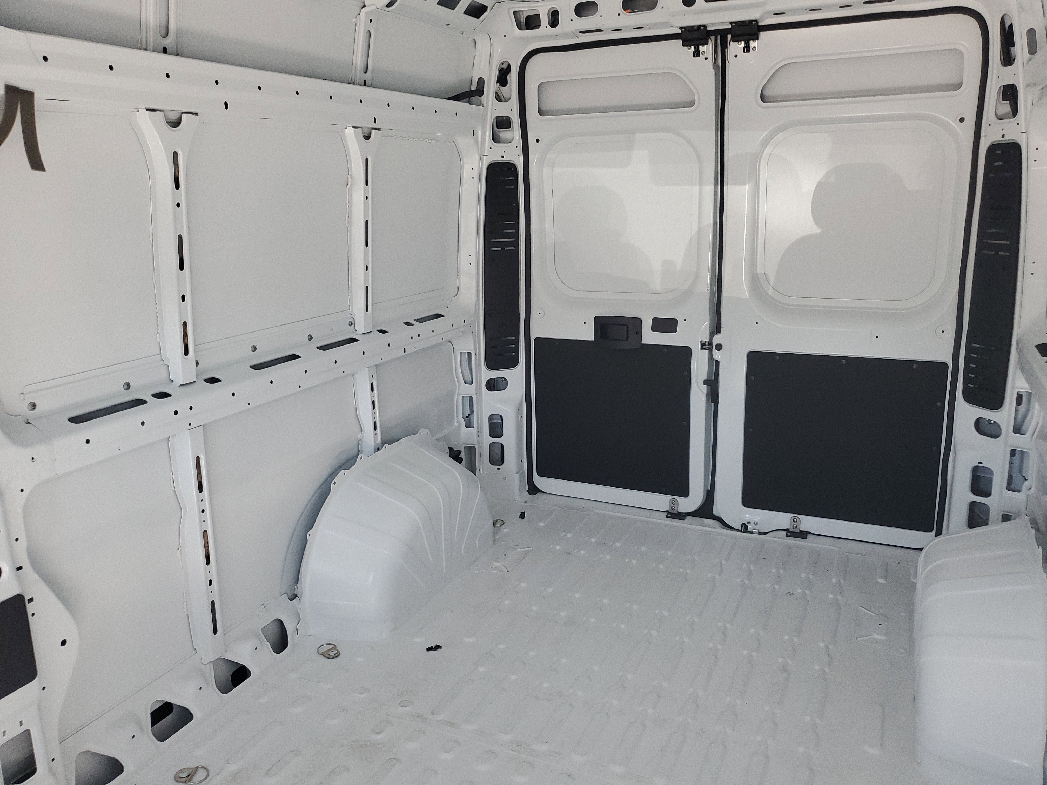 Used 2025 RAM ProMaster 2500 w/ Convenience Group image 22