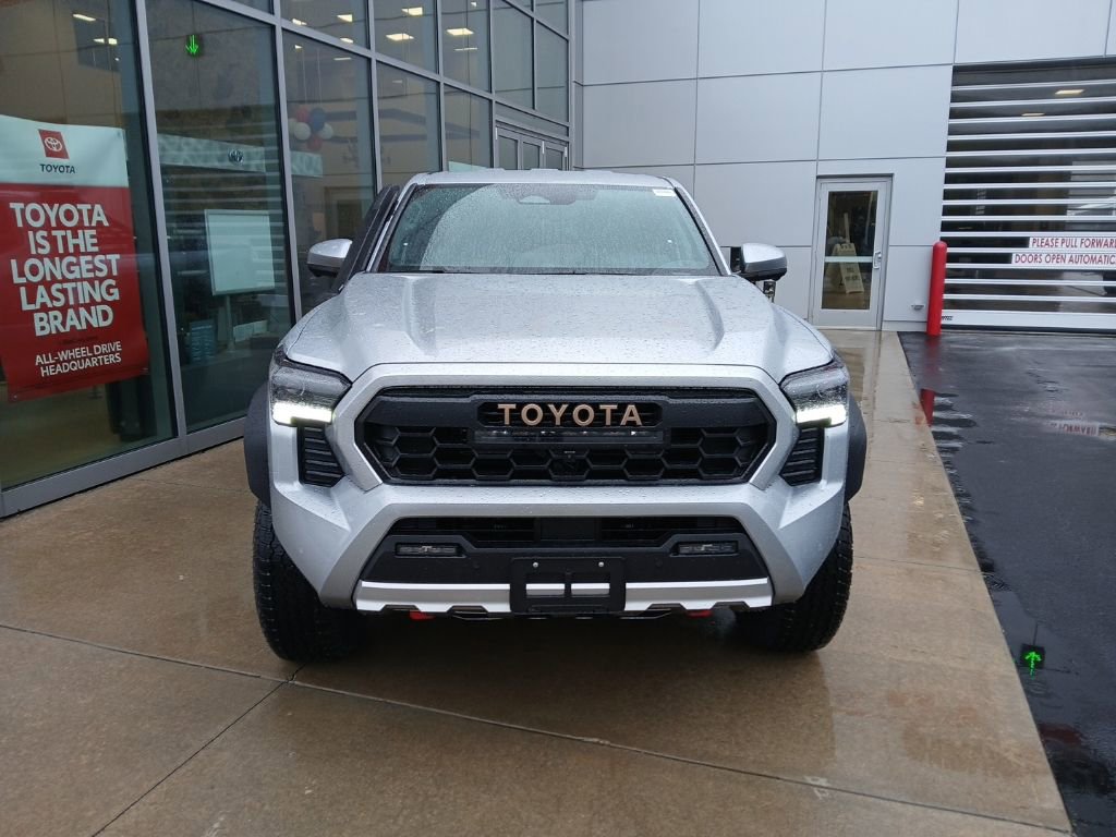 New 2025 Toyota Tacoma Trailhunter image 10