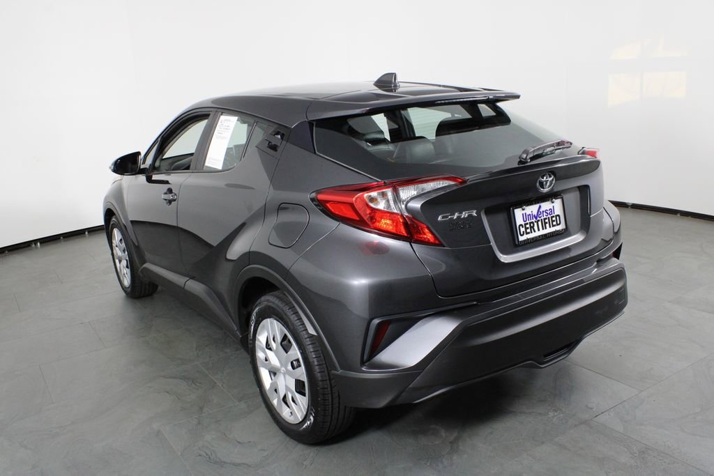 Used 2021 Toyota C-HR LE FWD image 3