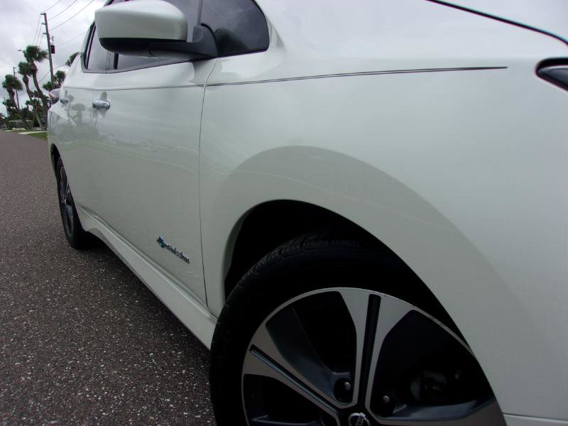 Used 2019 Nissan Leaf SV Plus image 3