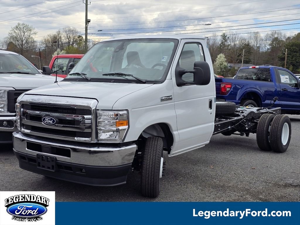 New 2027 Ford E-450 and Econoline 450 Super Duty w/ Ambulance Prep Package