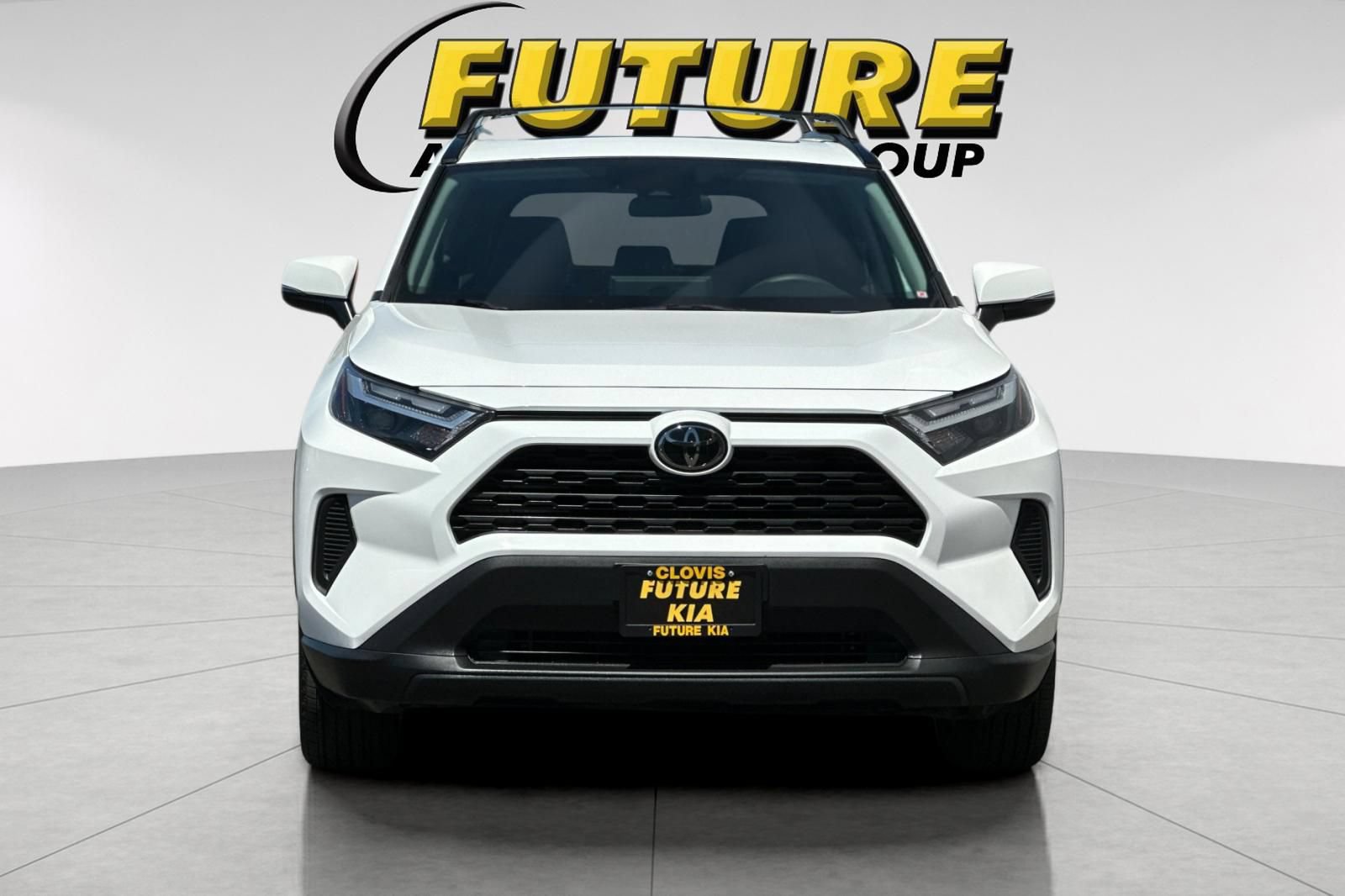 Used 2024 Toyota RAV4 XLE w/ Convenience Package FWD image 9