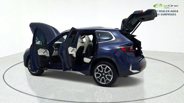 Used 2026 BMW X1 xDrive28i w/ Technology Package AWD/4WD image 16
