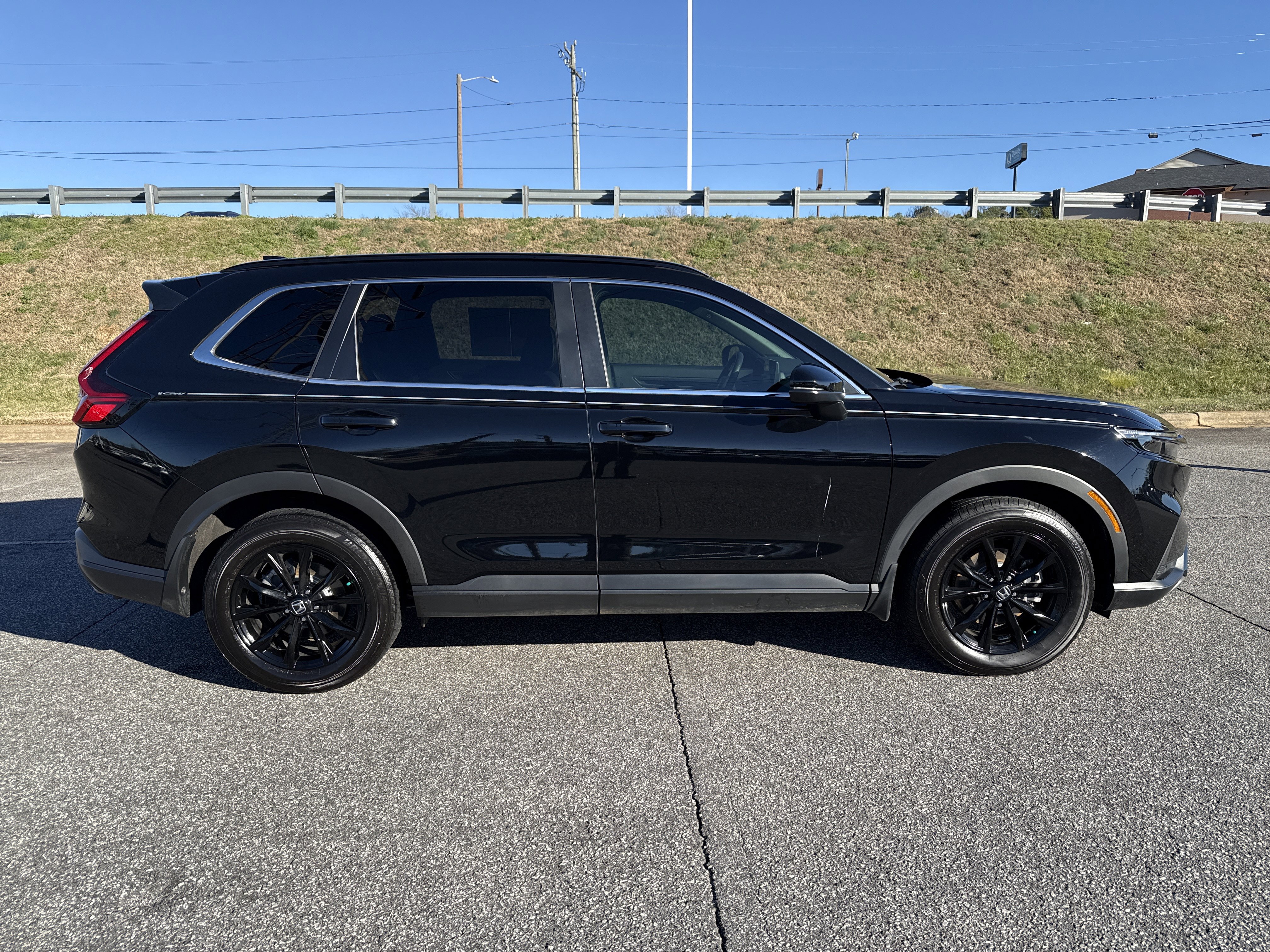 Certified 2025 Honda CR-V Sport-L image 11