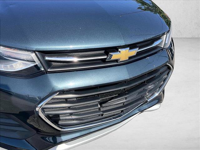 Used 2021 Chevrolet Trax LT w/ Driver Confidence Package FWD image 27
