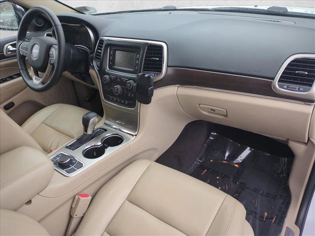 Used 2017 Jeep Grand Cherokee Limited image 20