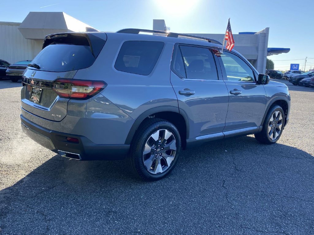 New 2026 Honda Pilot Elite image 5
