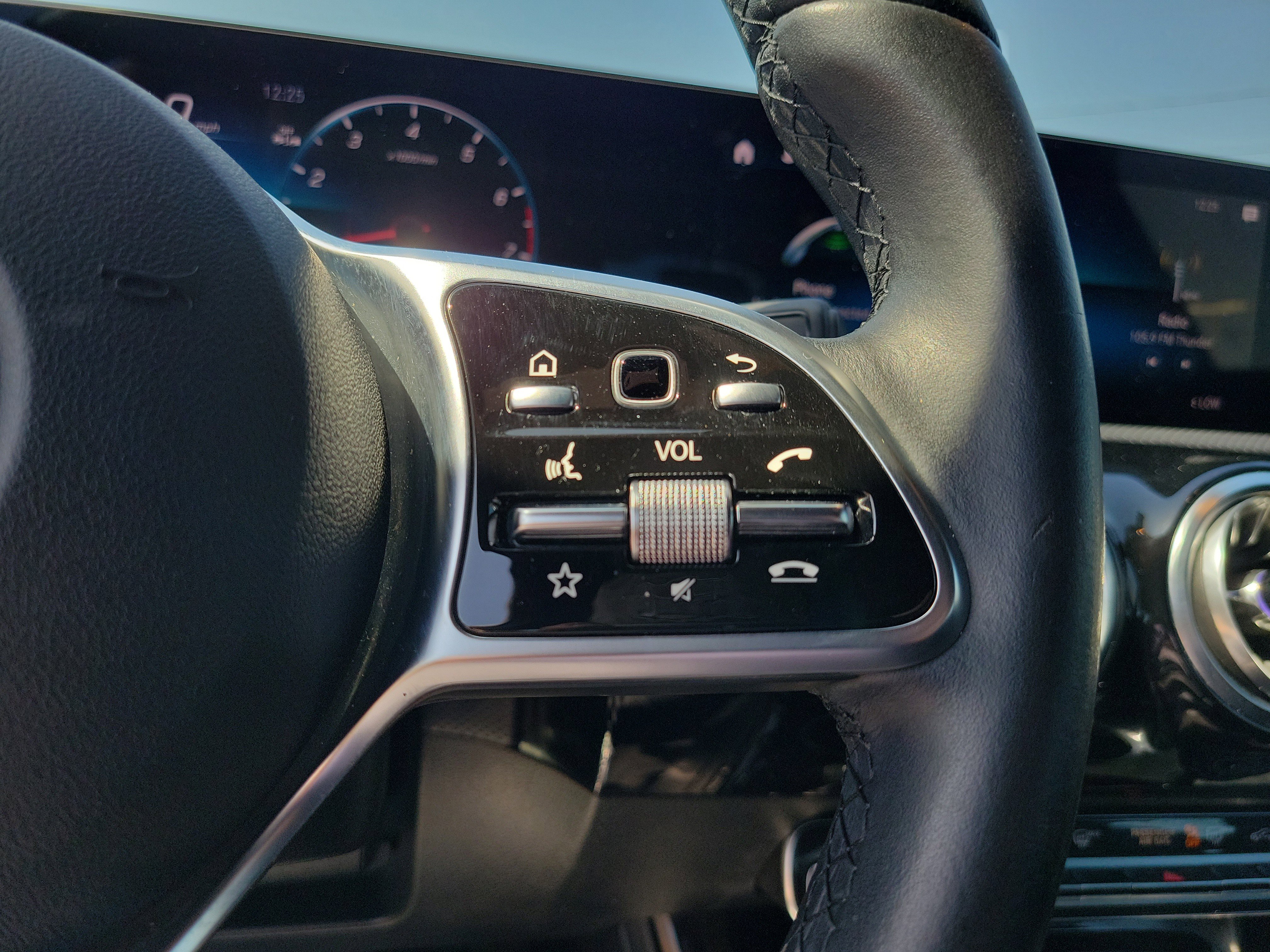 Certified 2022 Mercedes-Benz A 220 image 26