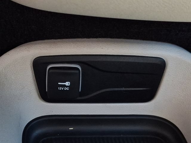 Certified 2023 Chrysler Pacifica Touring-L FWD image 23