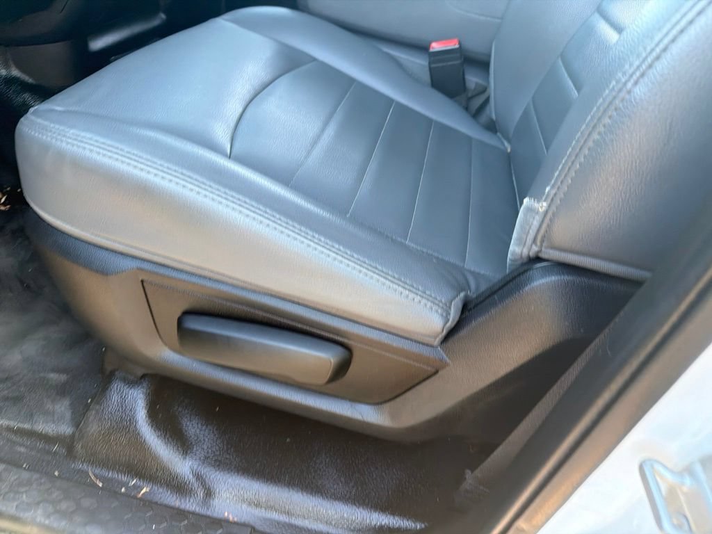 Used 2020 RAM 1500 Tradesman w/ Chrome Appearance Group AWD/4WD image 10