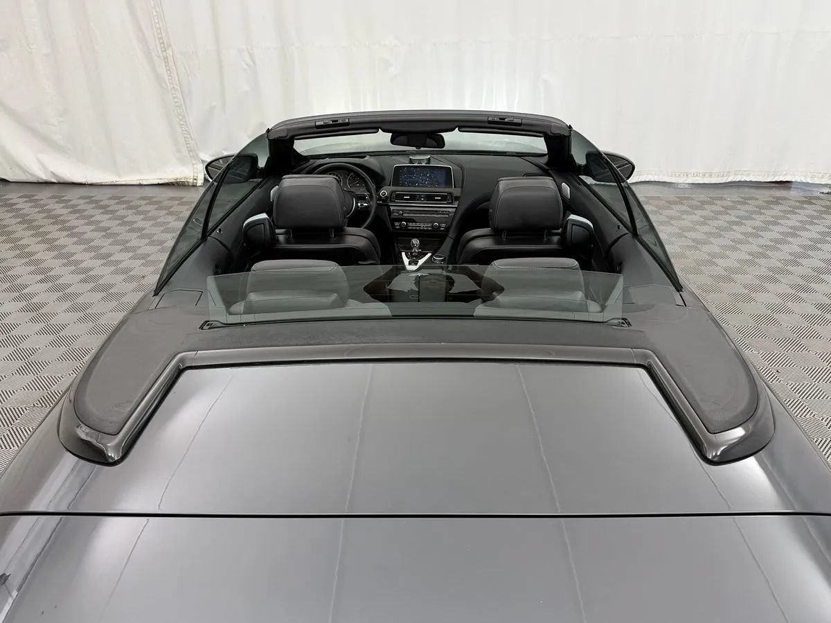 Used 2017 BMW M6 Convertible RWD image 8