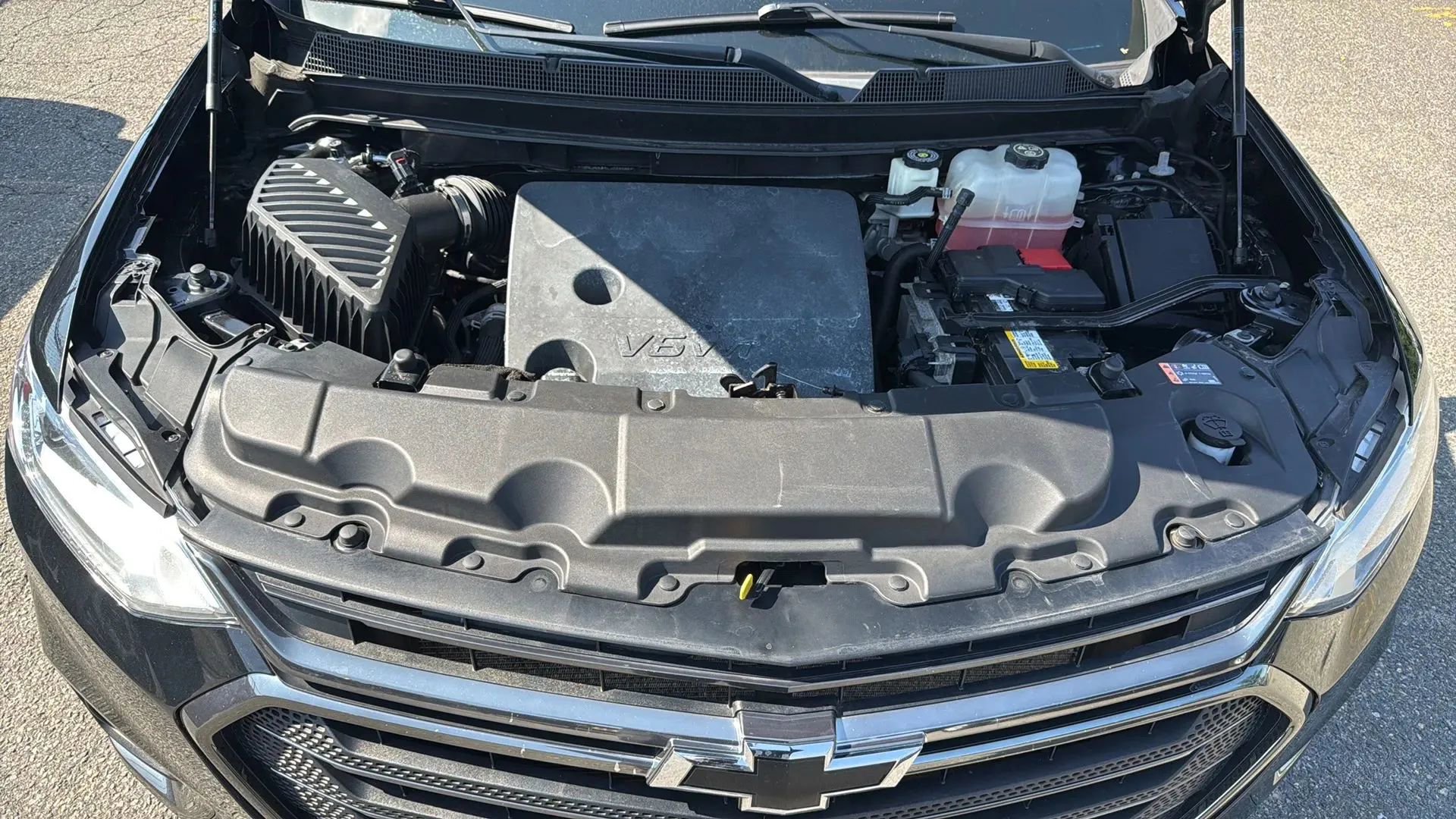 Used 2020 Chevrolet Traverse Premier w/ Redline Edition image 23