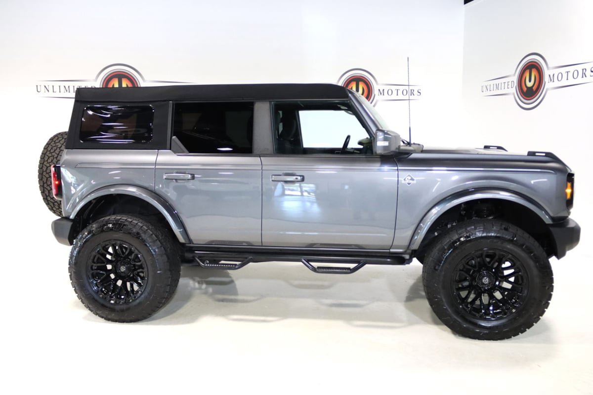 Used 2023 Ford Bronco Outer Banks AWD/4WD image 37