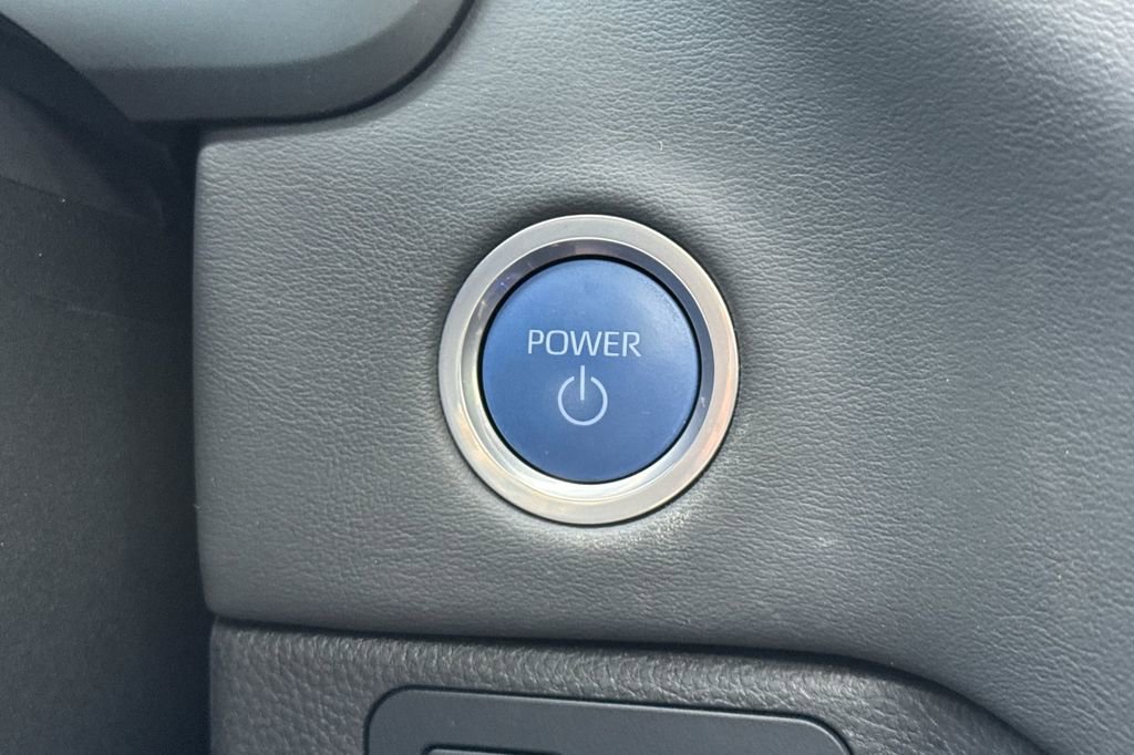 Used 2023 Toyota Tundra Platinum image 25