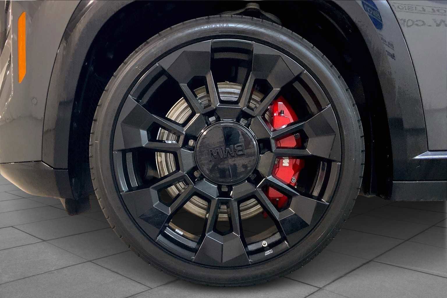 Used 2025 BMW XM image 11