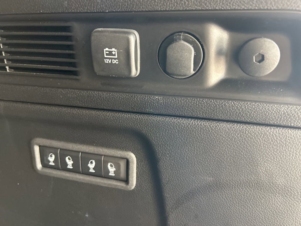 Used 2025 Jeep Wagoneer L Series II image 37