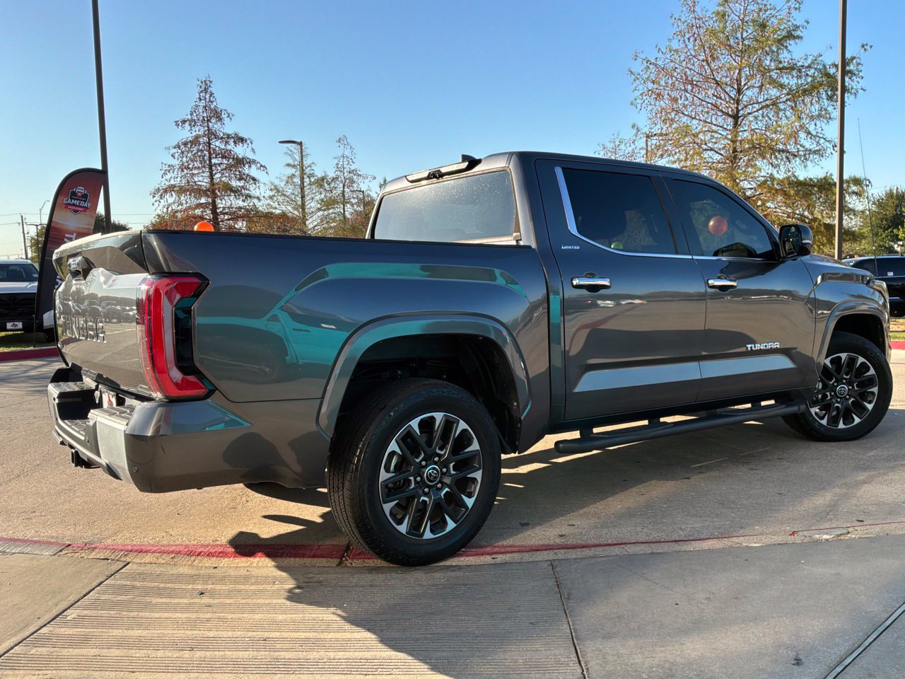 Used 2024 Toyota Tundra Limited AWD/4WD image 4