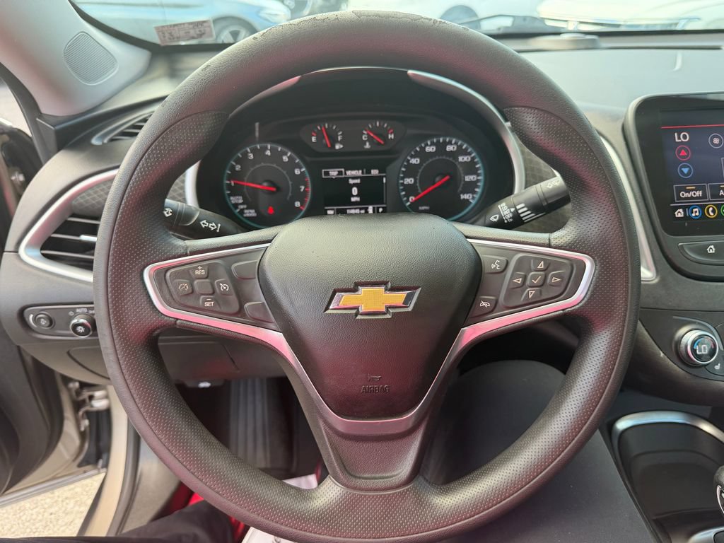 Used 2022 Chevrolet Malibu LT FWD image 15