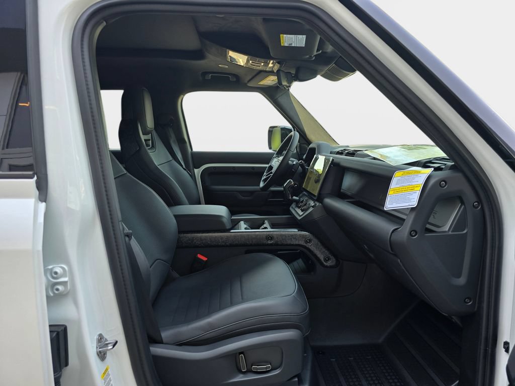New 2026 Land Rover Defender 110 OCTA AWD/4WD image 10