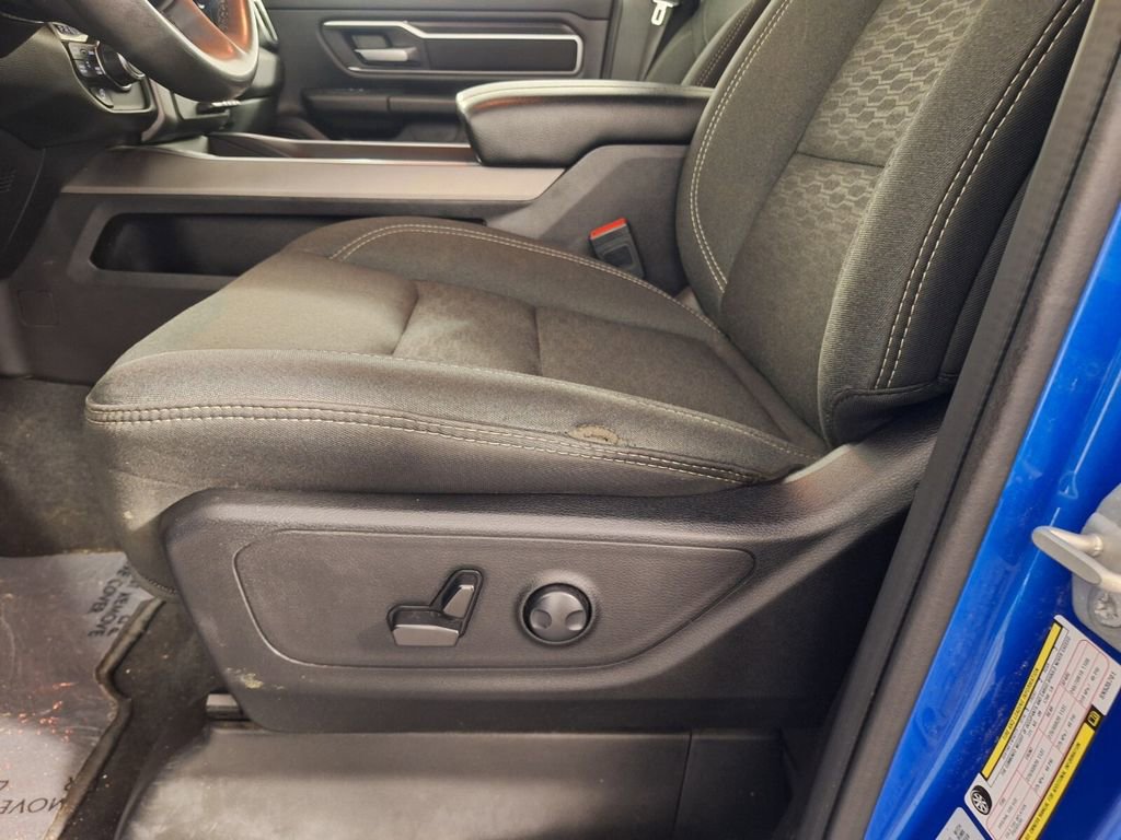 Used 2025 RAM 1500 Big Horn AWD/4WD image 28