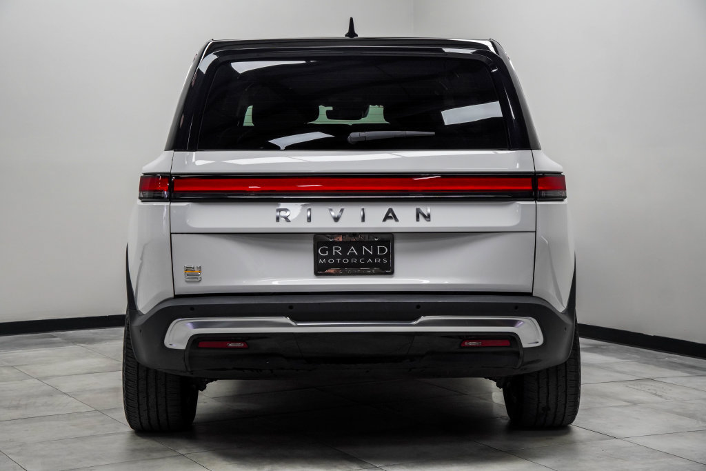 Used 2023 Rivian R1S Adventure Quad AWD/4WD image 10