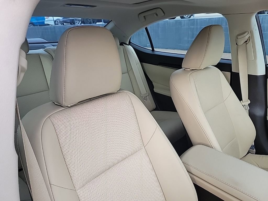 Used 2017 Lexus ES 350 w/ Navigation System Package FWD image 45