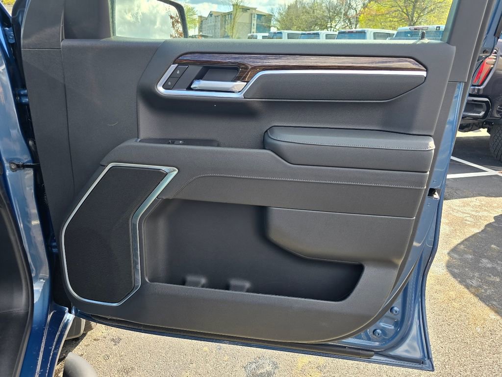 New 2026 GMC Sierra 1500 Elevation w/ Elevation Select Package AWD/4WD image 29