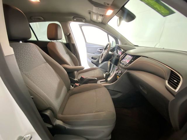 Used 2021 Chevrolet Trax LS w/ Tint and Cruise Package image 37