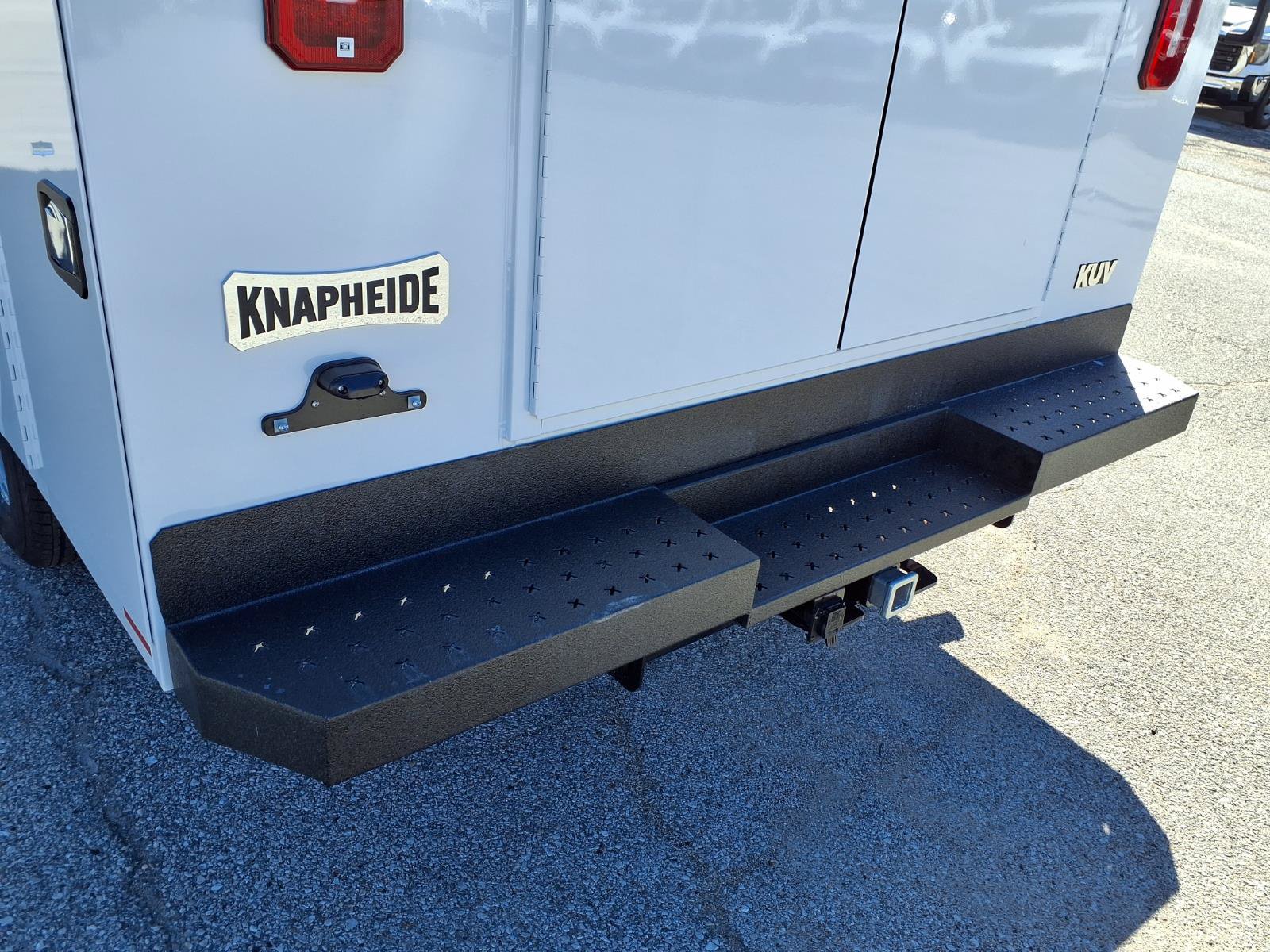 New 2026 GMC Savana 3500 w/ Power Convenience Package RWD image 6