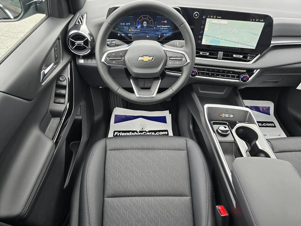 New 2026 Chevrolet Equinox LT w/ Convenience Package II AWD/4WD image 4