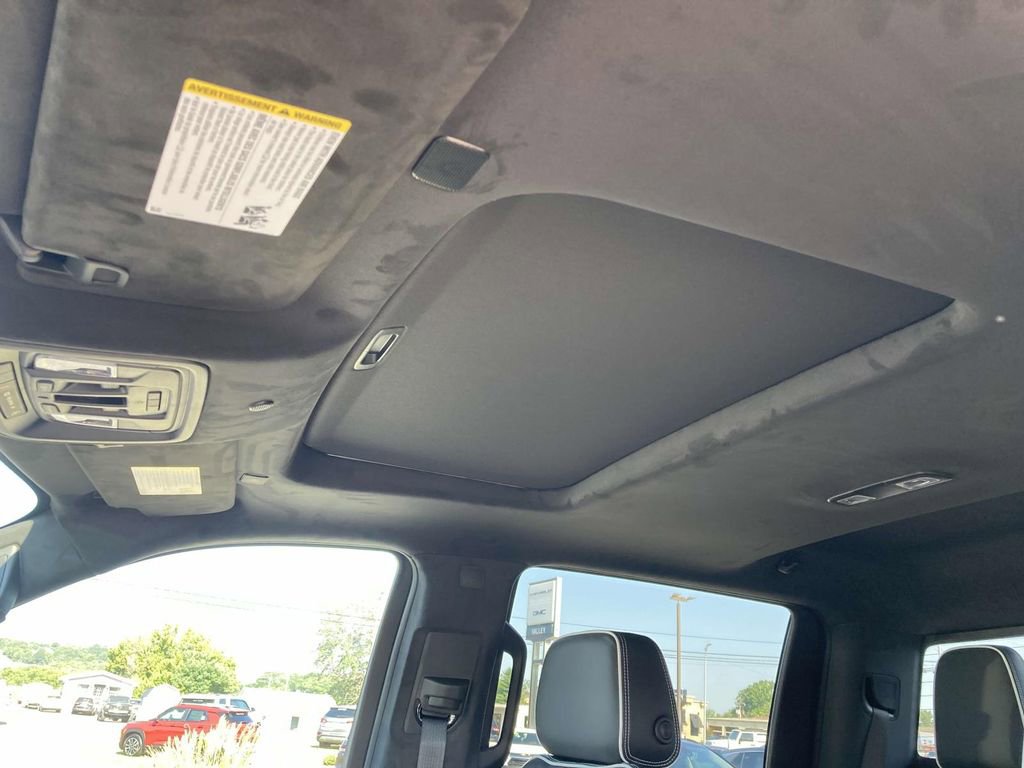 New 2025 GMC Sierra 1500 AT4X image 18