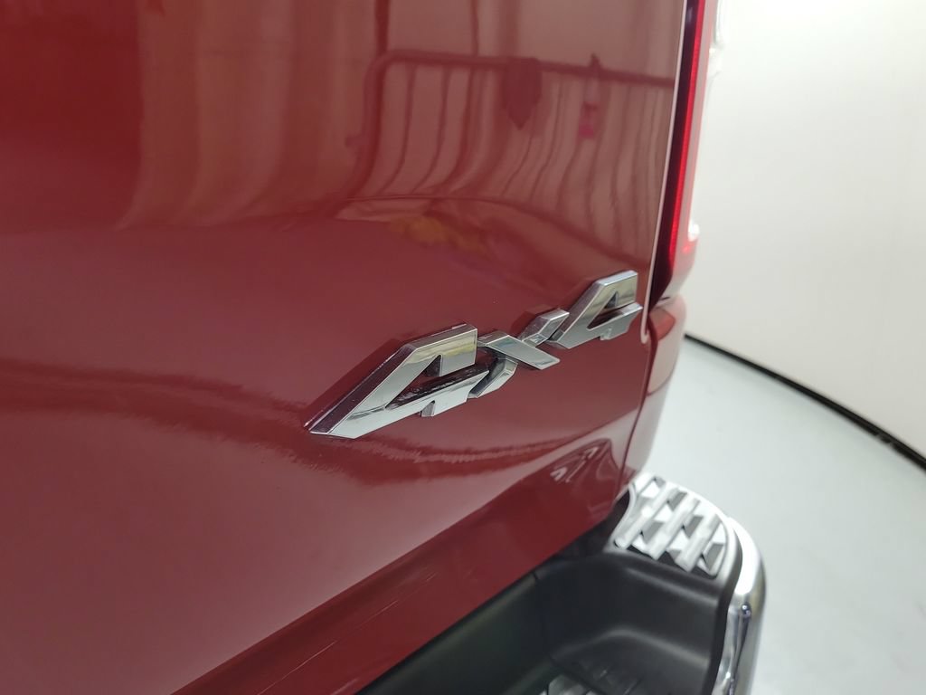 Used 2022 RAM 1500 Big Horn AWD/4WD image 6