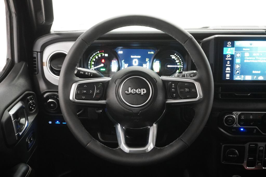 Certified 2025 Jeep Wrangler Unlimited Sahara w/ Safety Group image 20