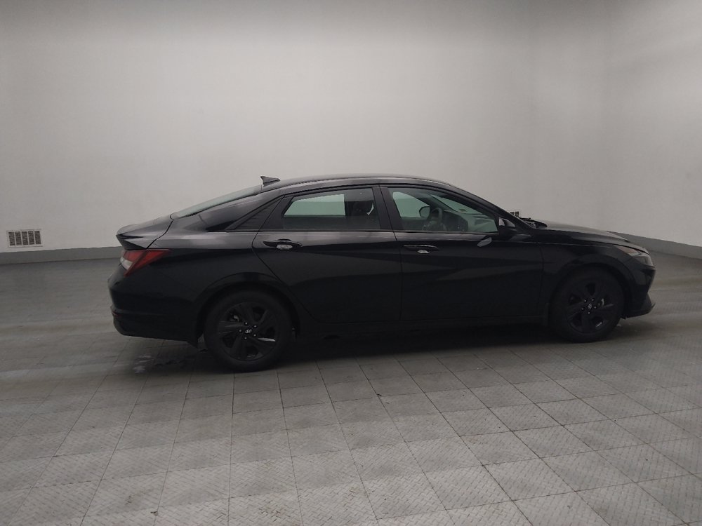 Used 2022 Hyundai Elantra SEL FWD image 10