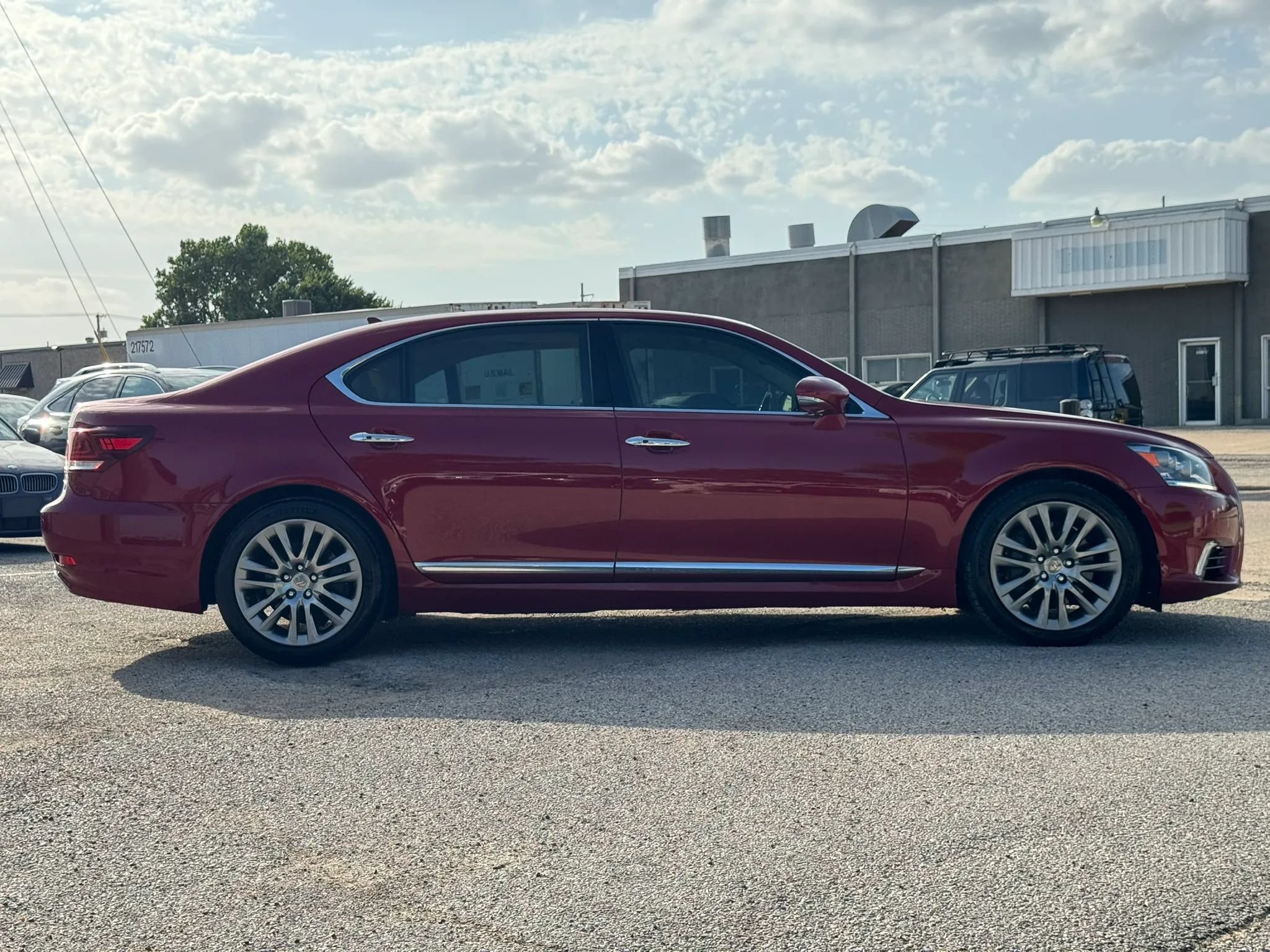 Used 2013 Lexus LS 460 L w/ Ultra Luxury Pkg AWD/4WD image 8