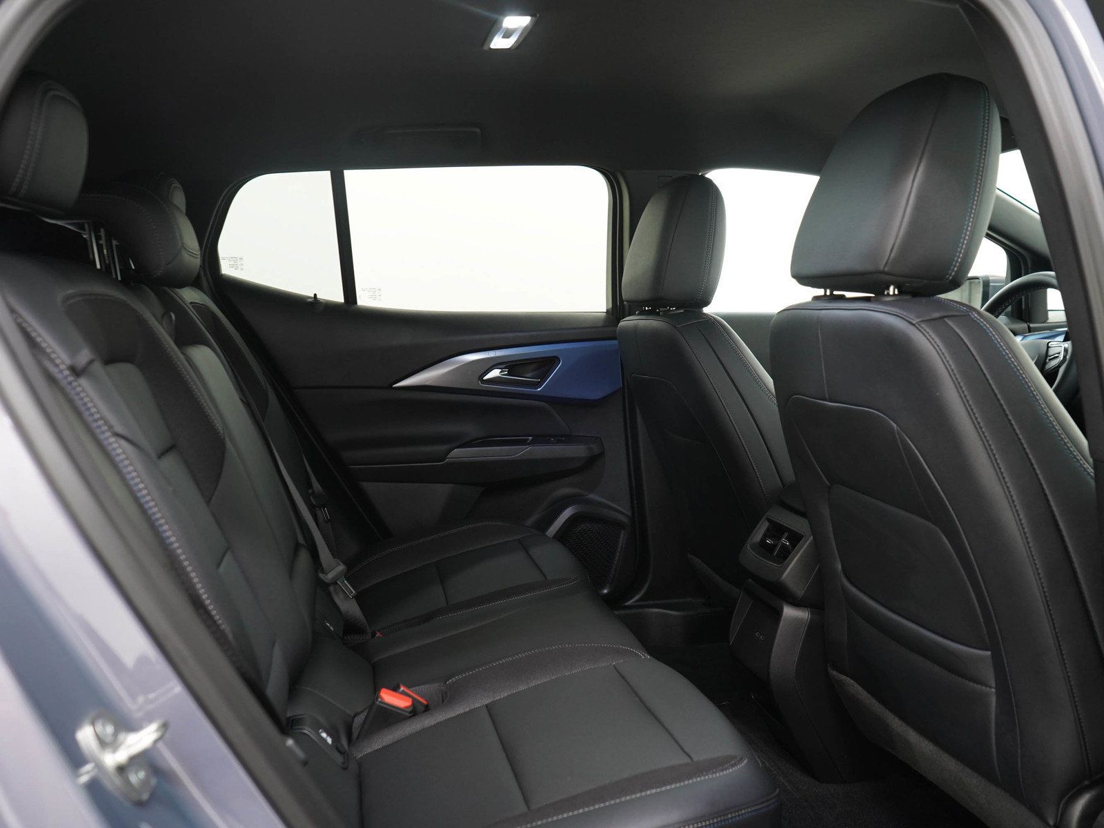 Used 2026 Chevrolet Equinox EV LT AWD/4WD image 15