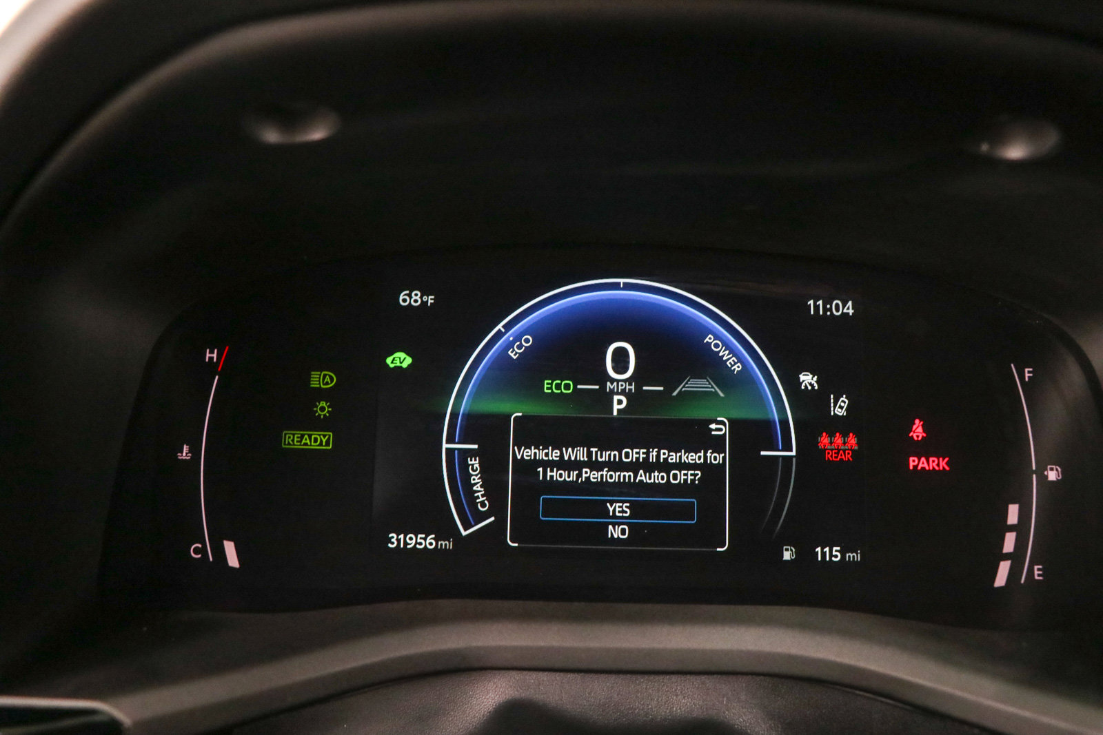 Used 2025 Toyota Camry SE FWD image 15